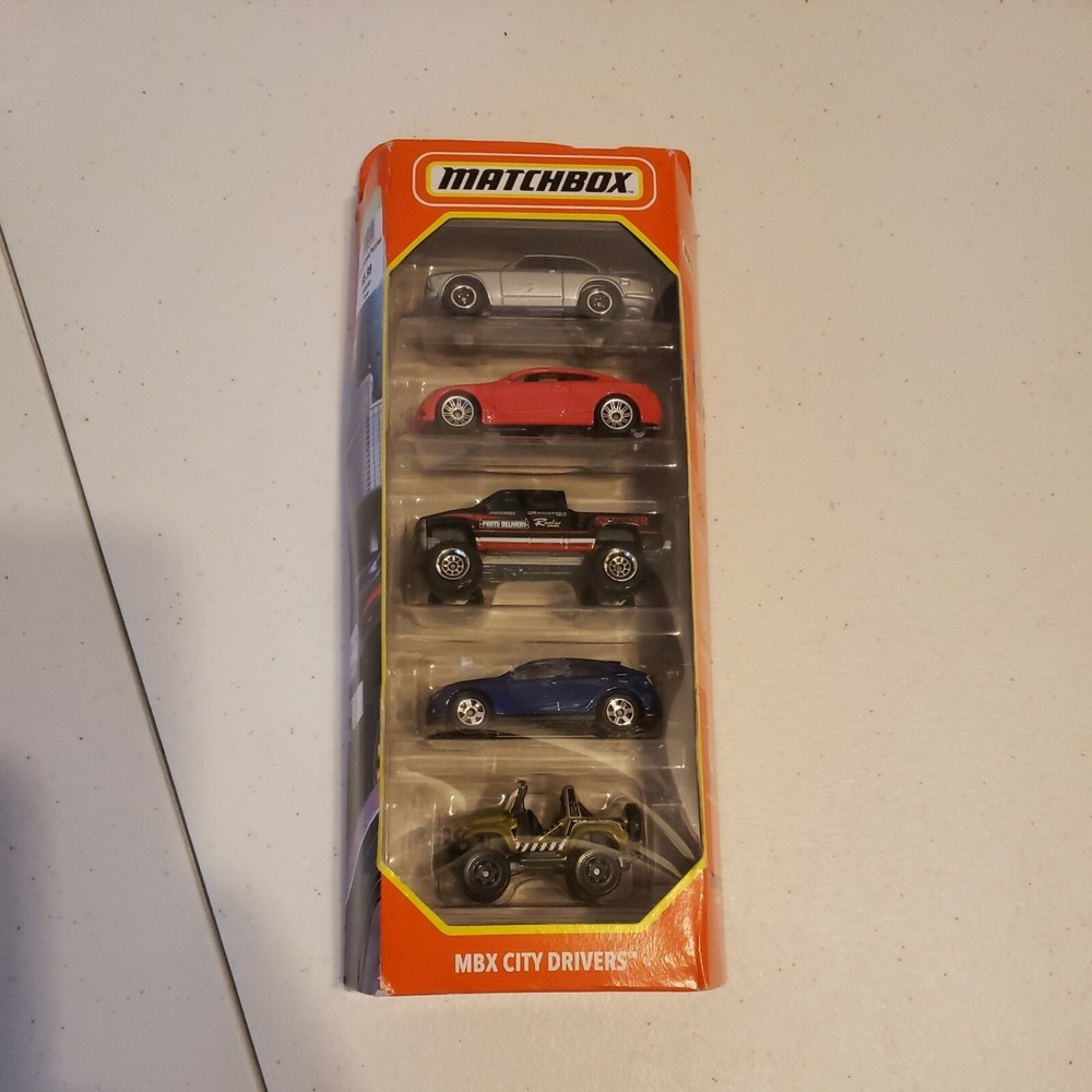 MB X city drivers matchbox 5 vehicle set New‎